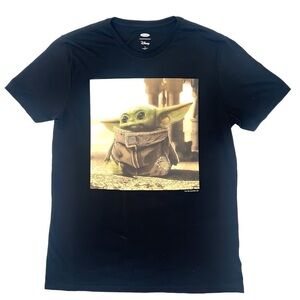 Stars Wars Old Navy Collab Disney “The Child” Baby Yoda Tee Shirt Boys Size M